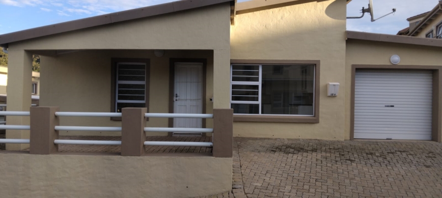To Let 3 Bedroom Property for Rent in Island View Western Cape